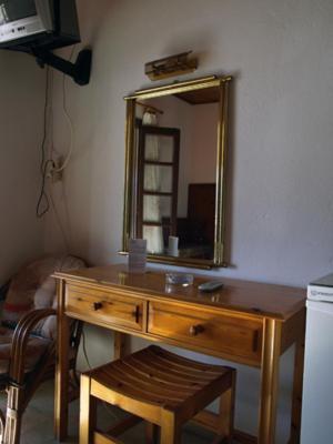 Hotel Bonis Samos Town Bilik gambar