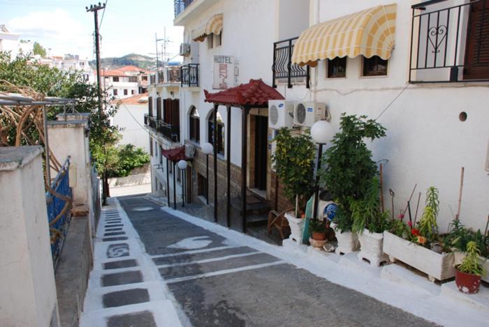 Hotel Bonis Samos Town Luaran gambar